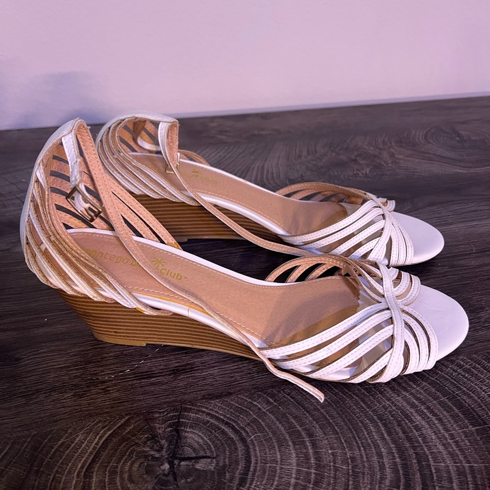 White wedge